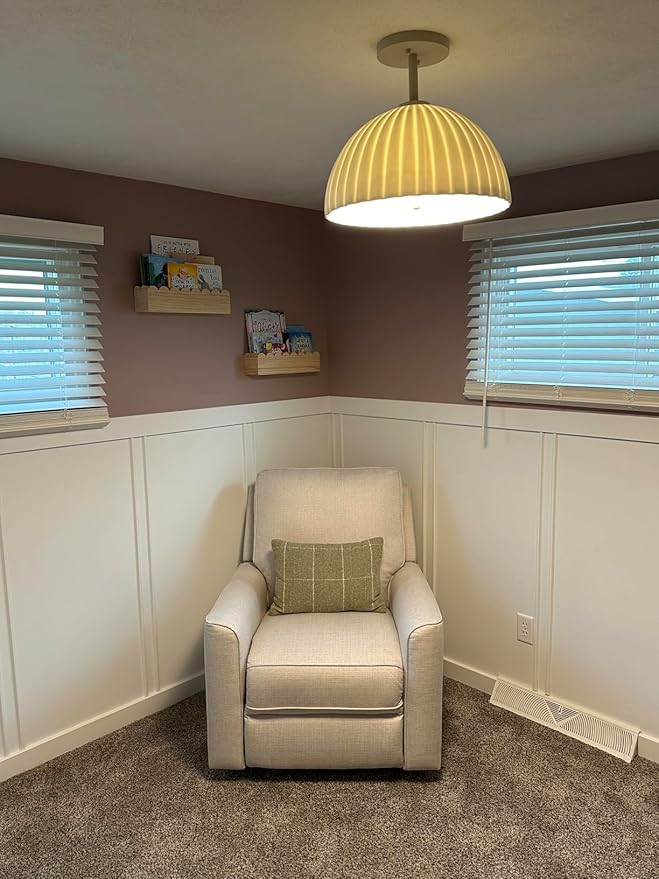 Set of 2 Scalloped Nursery Shelves โ Preassembled Floating Cloud Wall Bookshelf for Kids, Baby & Toddler Room โ Montessori Nursery Shelves โ Kids Wall Book Shelf Display