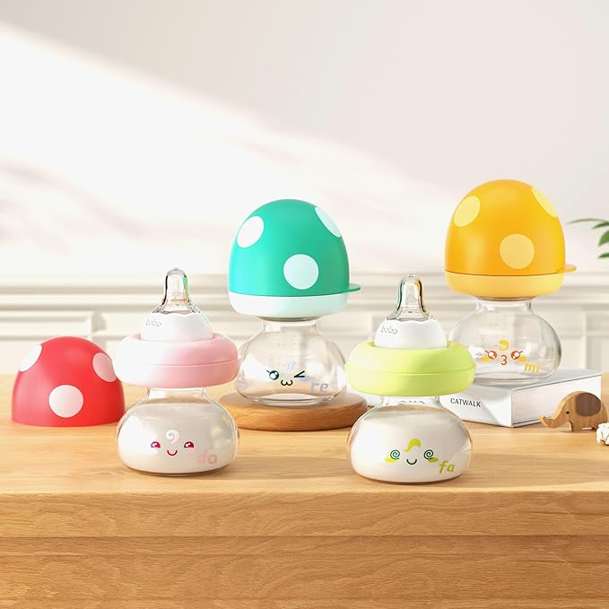 YOHKOH Newborn Glass Baby Bottles with Slow Flow Nipple for 0+ Months, Wide Neck Feeding Bottle, 2.7oz/80ml (Green, 2.7oz (Pack of 2))