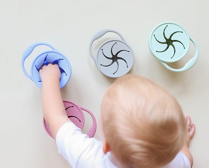 otterlove Collapsable Silicone Snack Container With Attachable Lid | 100% Pure LFGB Platinum Silicone with No Fillers | Snack Cup (Single - Woodchuck)