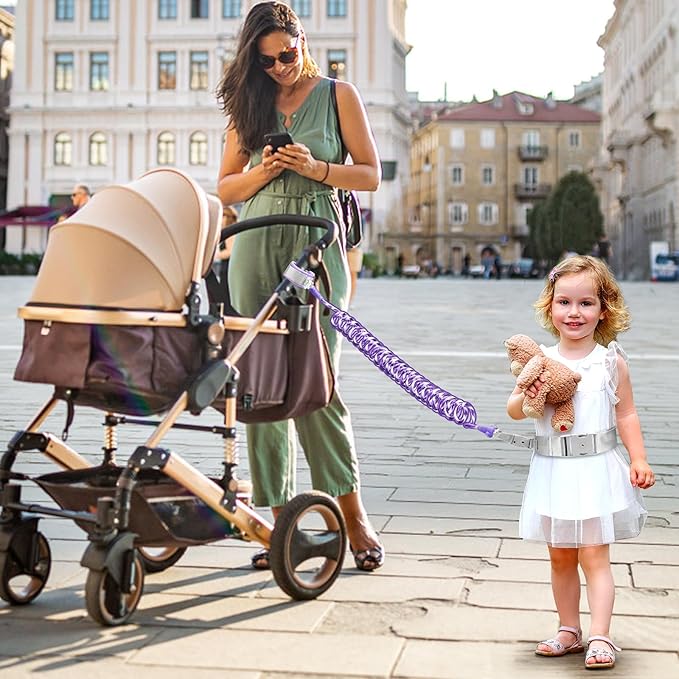 Accmor Toddler Leash with Reflective Baby Anti Lost Wrist Link, 2 in 1 Kids Walking Harnesses Belt Leashes with Key Lock for Girls Age 1-4, Keep Child Close Rope Tether for Outdoor Travel Purple