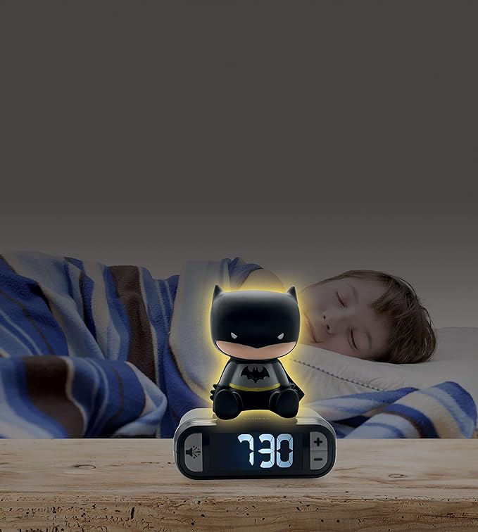LEXiBOOK - Batman Digital Alarm Clock for Kids with Night Light Snooze, Childrens Clock, Luminous Batman, Black Colour - RL800BAT