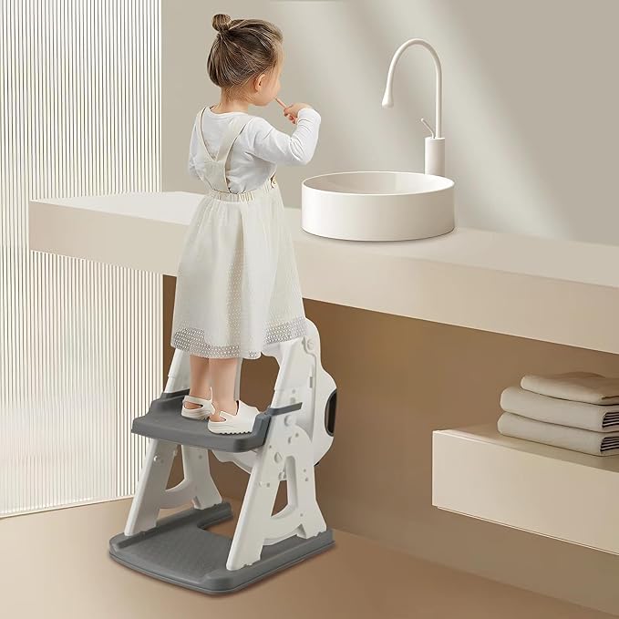 PandaEar Potty Training Seat with Step Stool Ladder, Toddler Toilet Seat for Kids Boys Girls, Comfortable Safe Potty Seat with Anti-Slip Pads Ladder & Bear Design -Grey