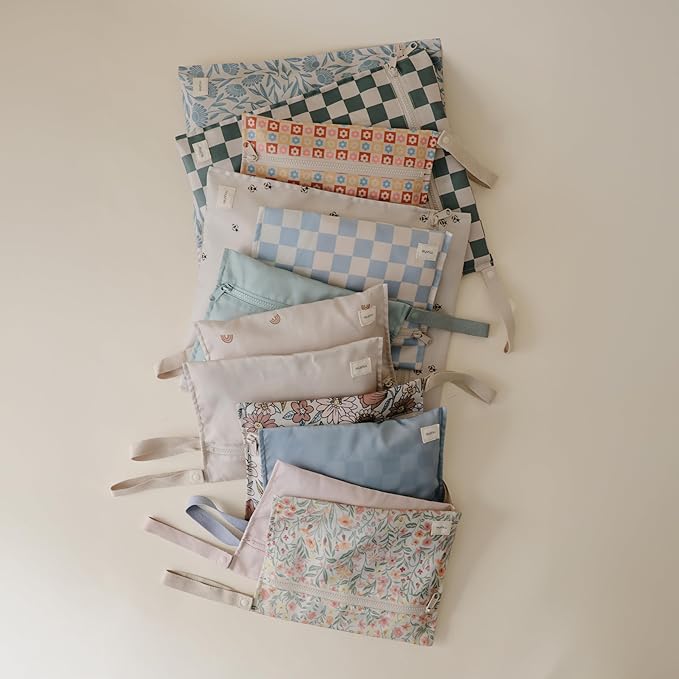 mushie Water Resistant Wet Bags | Large & Small Reusable Storage Bag for Baby Items and Travel | Zippered Pockets with Handle | Machine Washable, Set of 2 (Tradewinds)