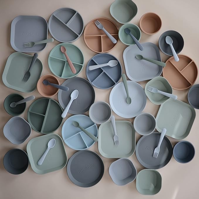 mushie Round Dinnerware Bowls for Kids | Made in Denmark, Set of 2 (Smoke)