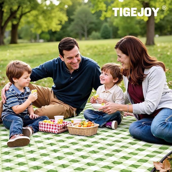 TigeJoy Extra Large Picnic Blanket Waterproof Foldable 118''x118'', Outdoor Picnic Mat Beach Blanket Sandproof for Park, Grass, Travel, Hiking, Camping Essentials, Gingham Picnic Blanket
