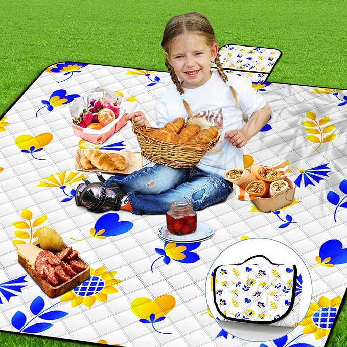 Poedist Extra Large Picnic Blanket Waterproof,80"x 80"Foldable Machine Washable Beach Blanket,Outdoor Blanket for 6-8 Adults,Suitable for Indoor Crawling,Park Beach,Camping,Hiking,Family Travel(Mini