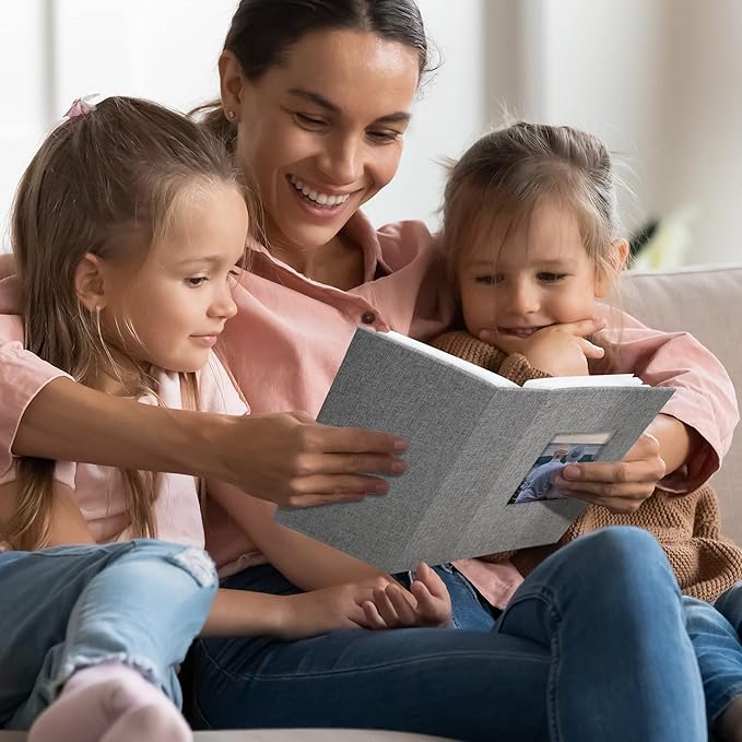 Vienrose Linen Photo Album 300 Pockets for 4x6 Photos Fabric Cover Photo Books Slip-in Picture Albums Wedding Baby Black