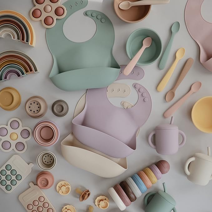 mushie Silicone Baby Bib | Adjustable Fit Waterproof Bibs (Pale Mauve)