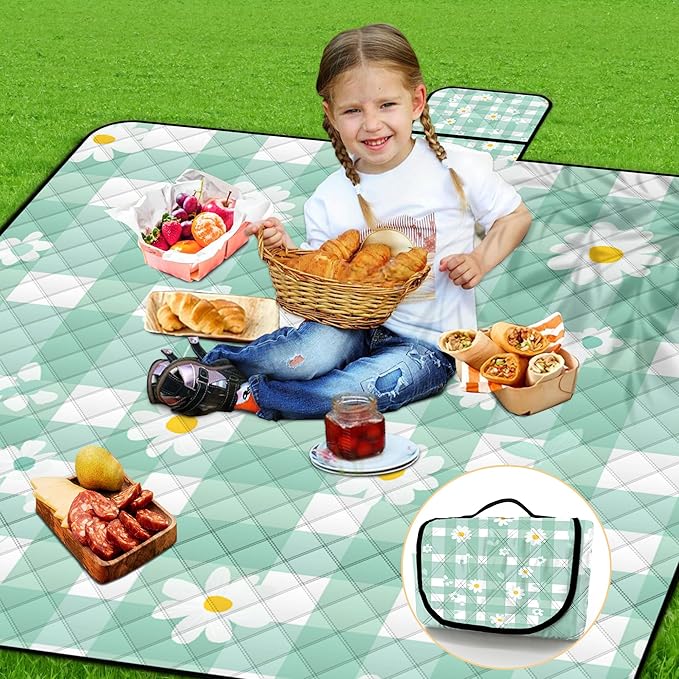 Extra Large Picnic Blanket Waterproof,80"x 80"Foldable Machine Washable Beach Blanket,Outdoor Blanket for 6-8 Adults,Suitable for Indoor Crawling,Park Beach,Camping,Hiking,Family Travel(Light green)