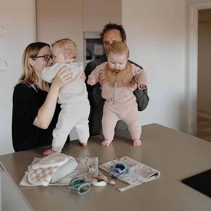 mushie Water Resistant Wet Bags | Large & Small Reusable Storage Bag for Baby Items and Travel | Zippered Pockets with Handle | Machine Washable, Set of 2 (Rainbows)