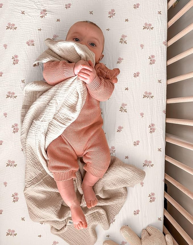 Bassinet Sheet for Baby Boy and Girl 2 Pack, Fitted Sheets for Rectangle, Oval, Hourglass Bassinet Mattress, Muslin Moses Basket Sheets with Neutral Style (Vintage Blossom & Pink)