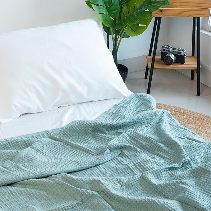 Salt Earth GOTS Certified 100% Organic Cotton Throw Blanket, 55" X 60" Blankets & Throws for Bed, Throw Blanket for Couch,Modern & Cozy Blanket, All Seasons Waffle Blanket, Soft Blanket (Silver Blue)